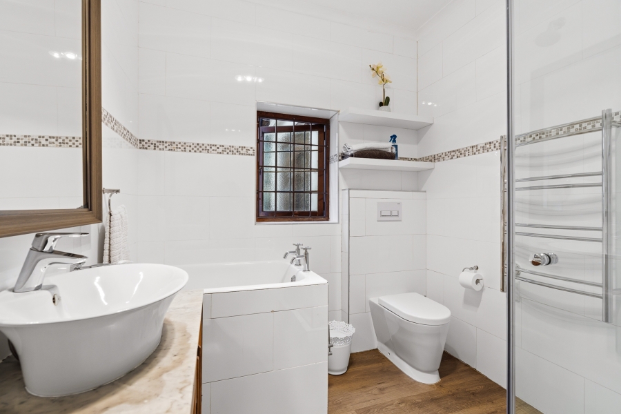 5 Bedroom Property for Sale in Pinelands Western Cape